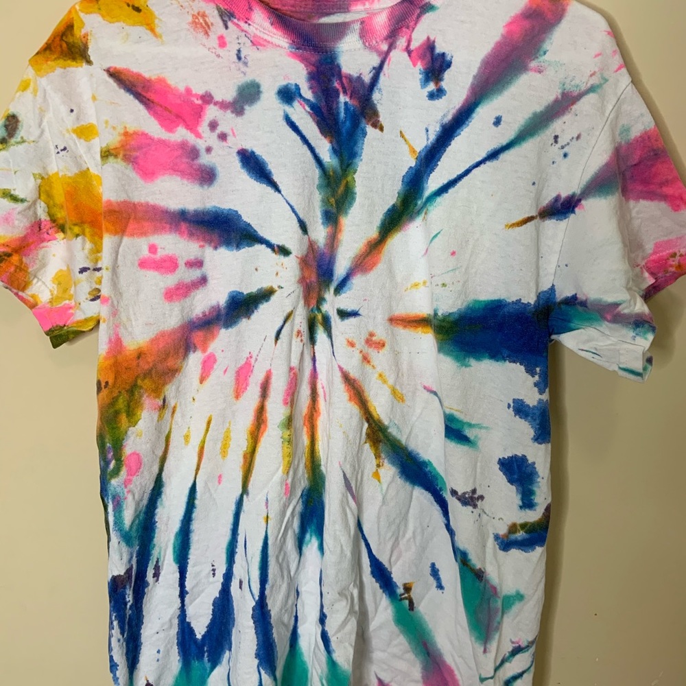 tie dye t-shirt